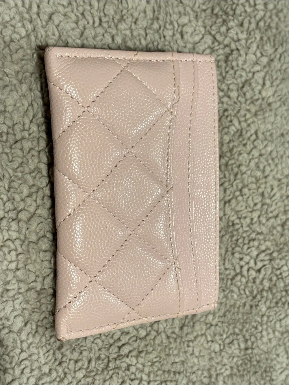 CHANEL Light Pink Quilted Card Holder with Gold CC